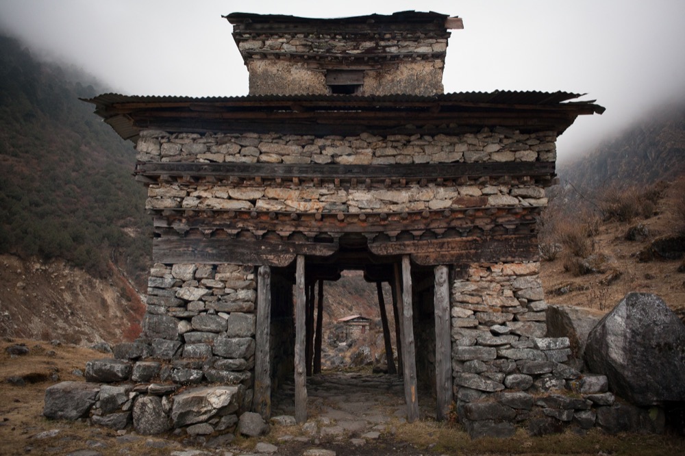 The gate where the path from Tibet enters the village of Walung in eastern Nepal. © 2012 Martin Saxer