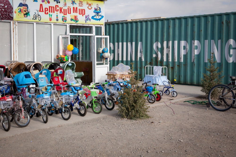 Road-side shop in the Batken Region, Kyrgyzstan. © 2014 Martin Saxer